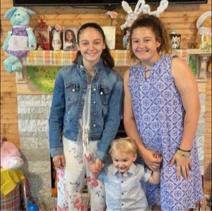 Meet your Posher, Chloe